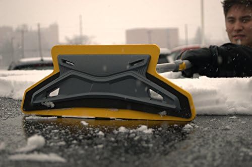 True Temper ABTT5212 Telescoping Scratch-Free Snow Brush - Image 4