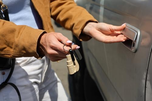 resqme The Original Emergency Keychain Car Escape Tool, 2-in-1 Seatbelt Cutter - Image 3